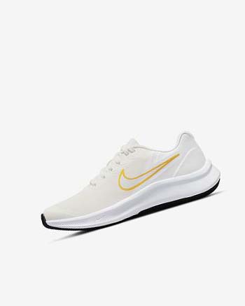 Nike Star Runner 3 Blancos Dorados Multicolor | MX 5113